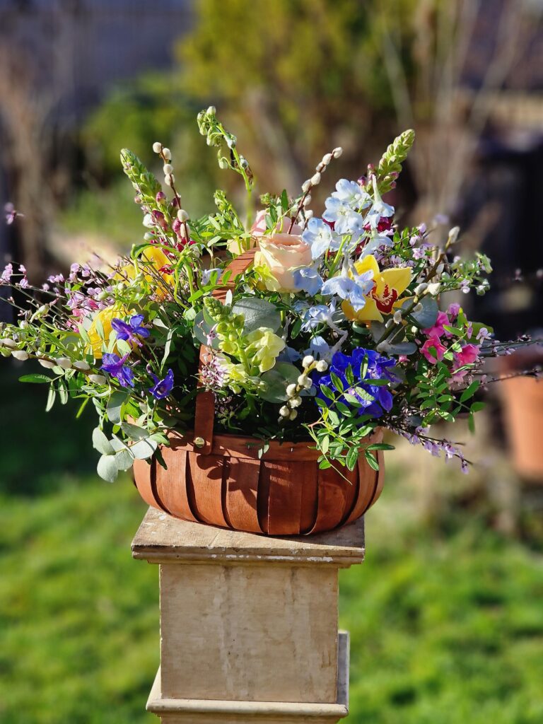 Trugs, baskets & Pails